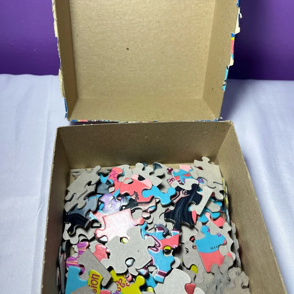 Vintage Bratz Dolls Puzzle Jade Complete 150 Piece By‎ Milton Bradley, RARE